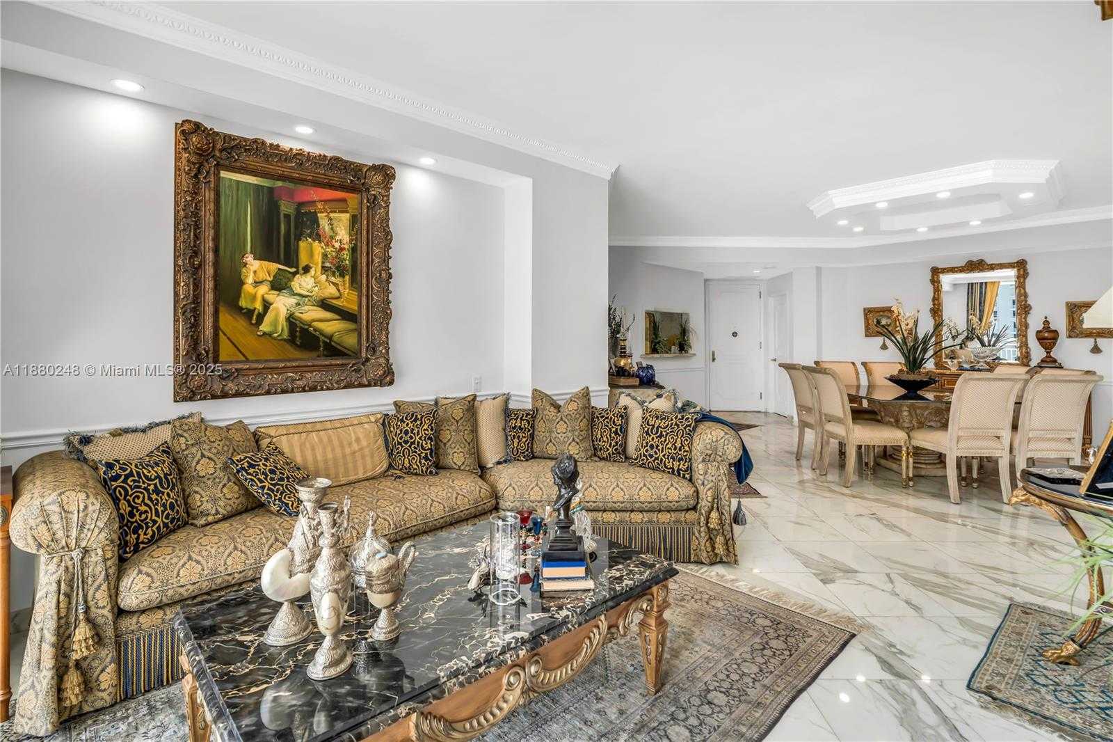 Small Image of 888 BRICKELL KEY DR #1807, Miami Number 6