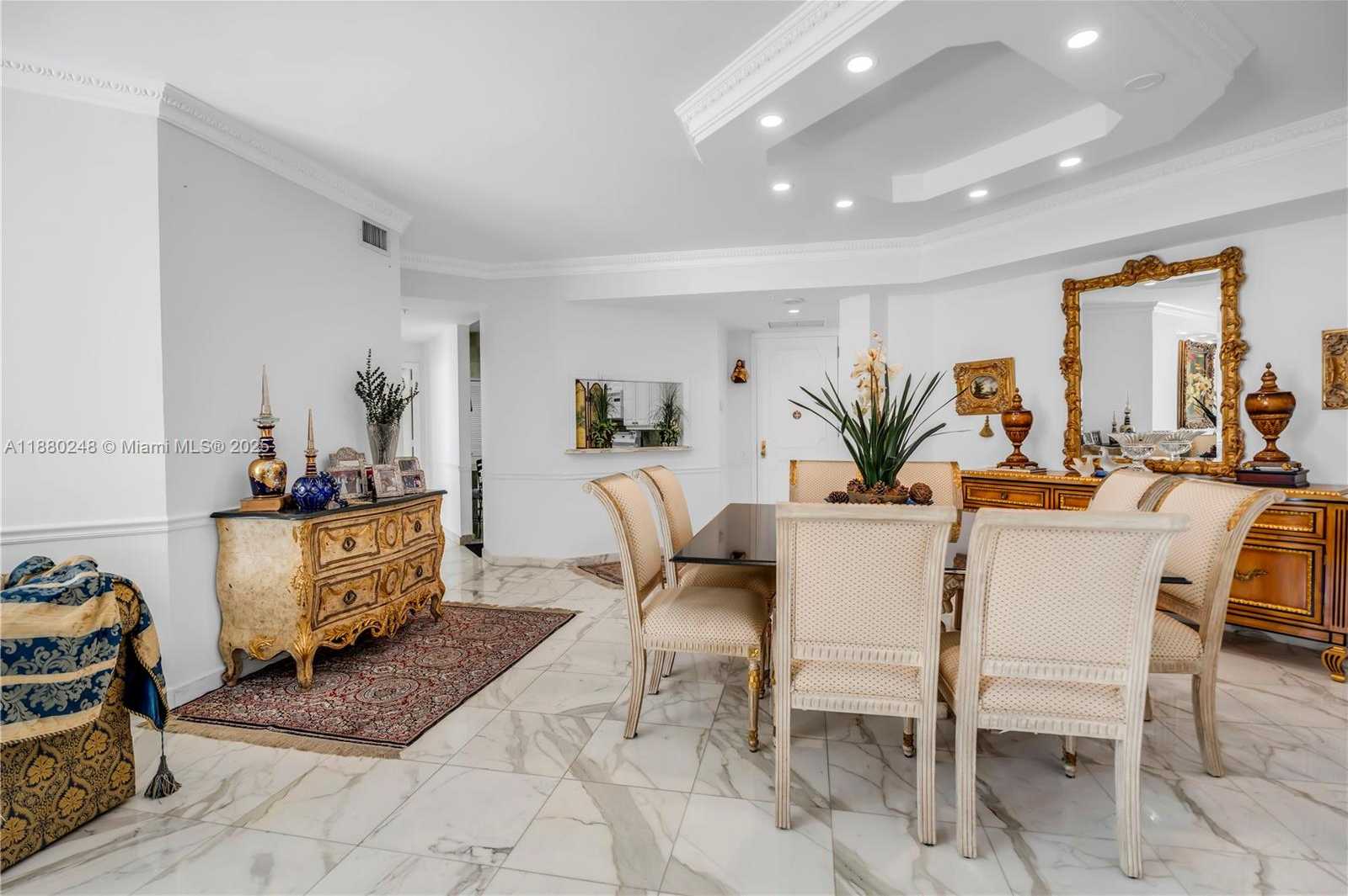 Small Image of 888 BRICKELL KEY DR #1807, Miami Number 7
