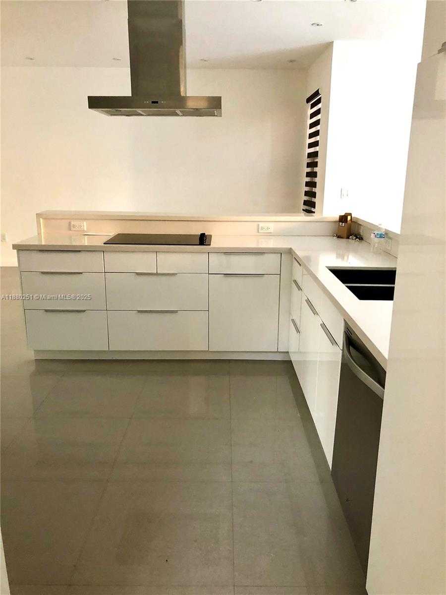 Small Image of 7455 NORTH WEST 112TH PATH, Doral Number 2