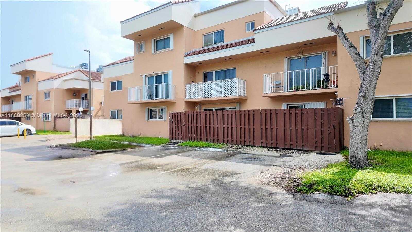 Small Image of 14915 SOUTH WEST 80TH ST #111, Miami Number 2
