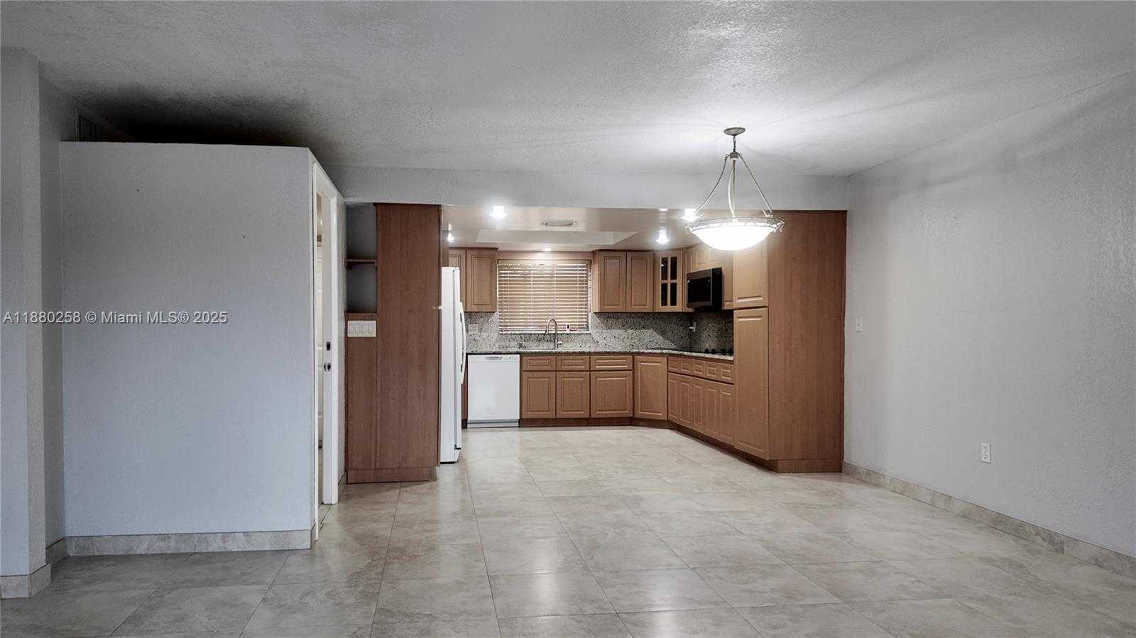 Small Image of 14915 SOUTH WEST 80TH ST #111, Miami Number 4