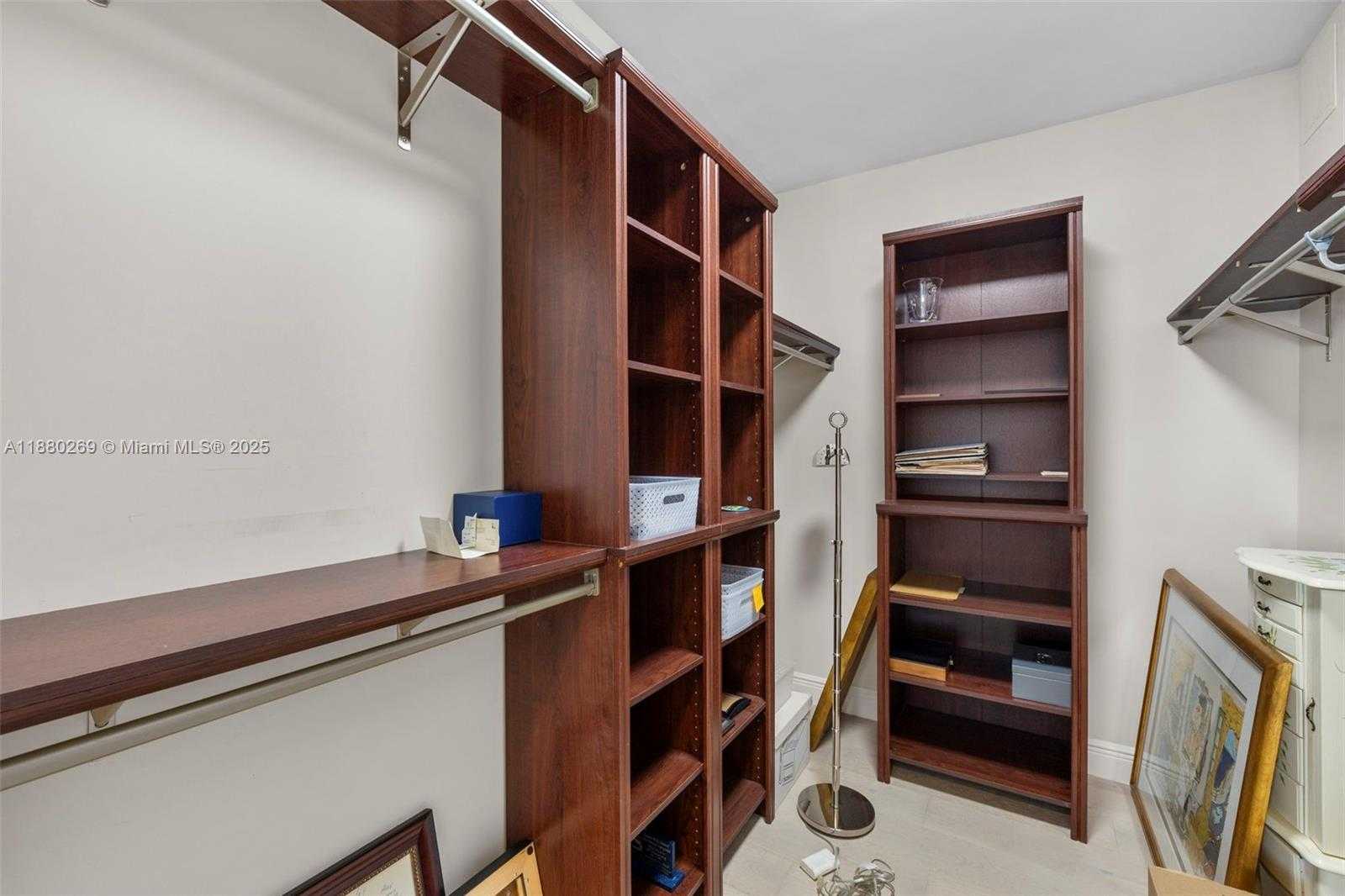 Small Image of 5660 COLLINS AVE #2B, Miami Beach Number 22