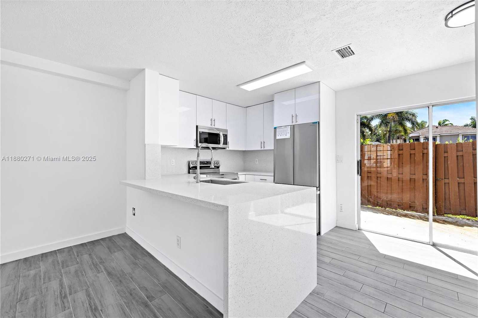 Small Image of 2917 NORTH WEST BELMONT LN #2917, Cooper City Number 9