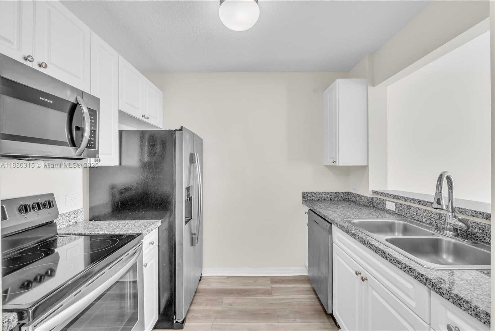Small Image of 900 SOUTH WEST 8TH ST #1110, Miami Number 14