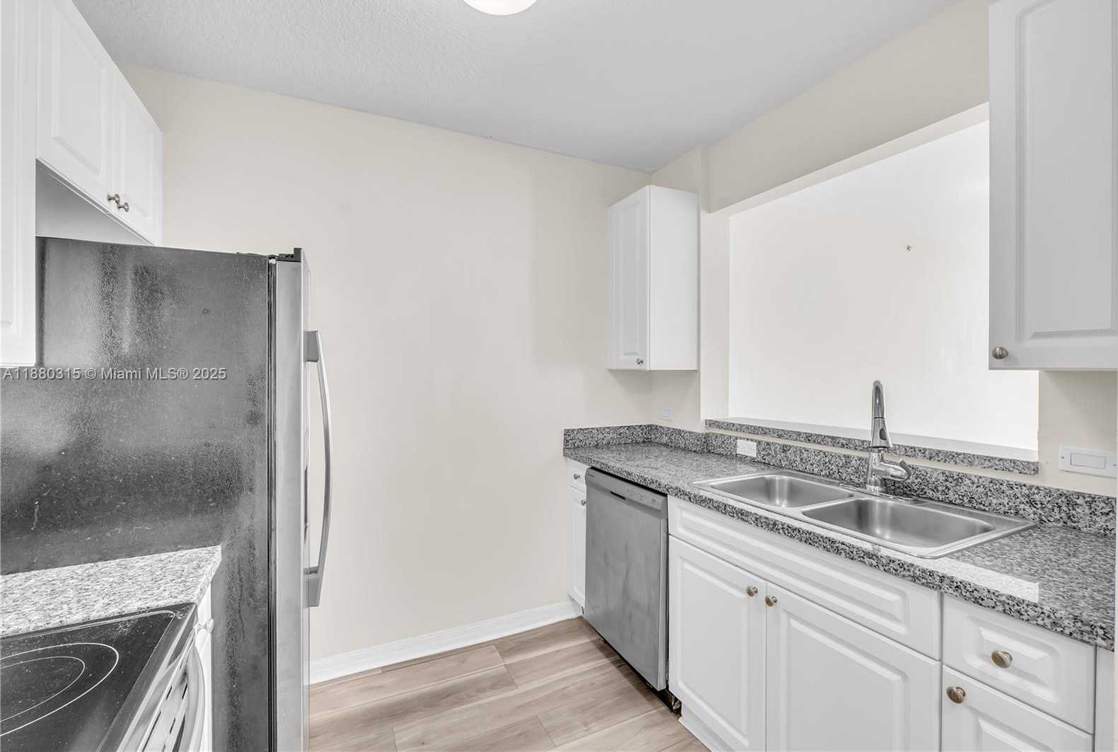 Small Image of 900 SOUTH WEST 8TH ST #1110, Miami Number 15