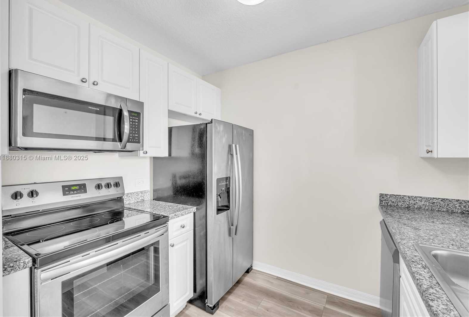Small Image of 900 SOUTH WEST 8TH ST #1110, Miami Number 16
