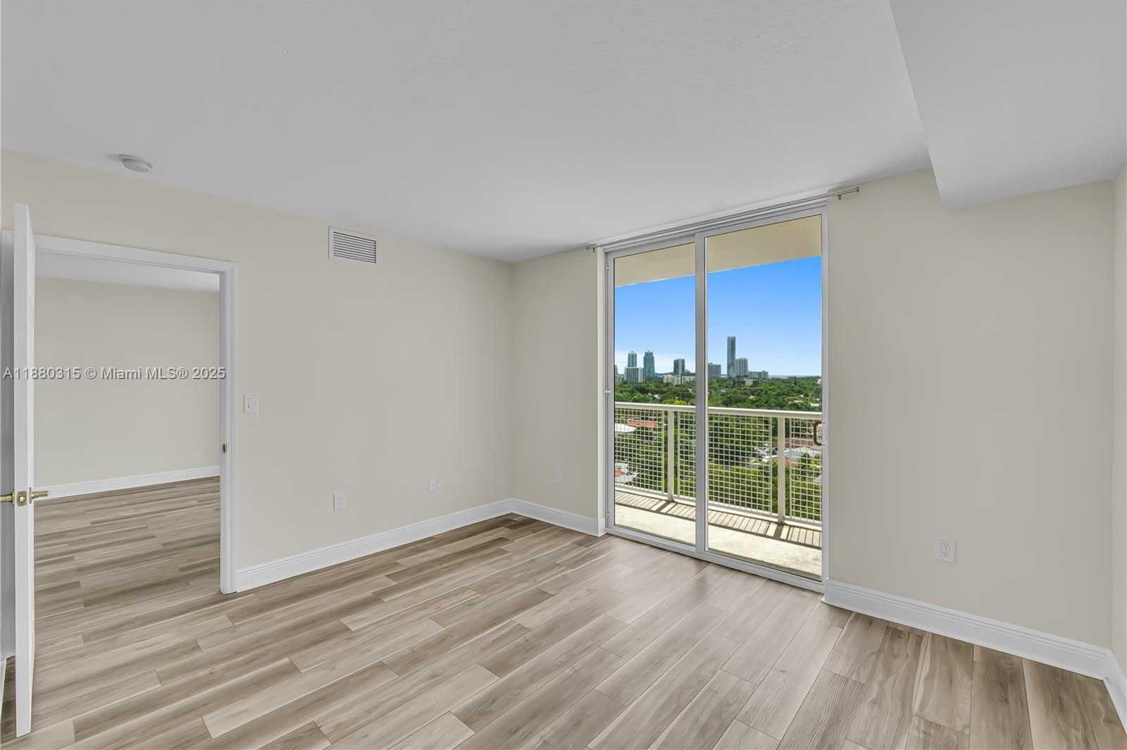 Small Image of 900 SOUTH WEST 8TH ST #1110, Miami Number 19