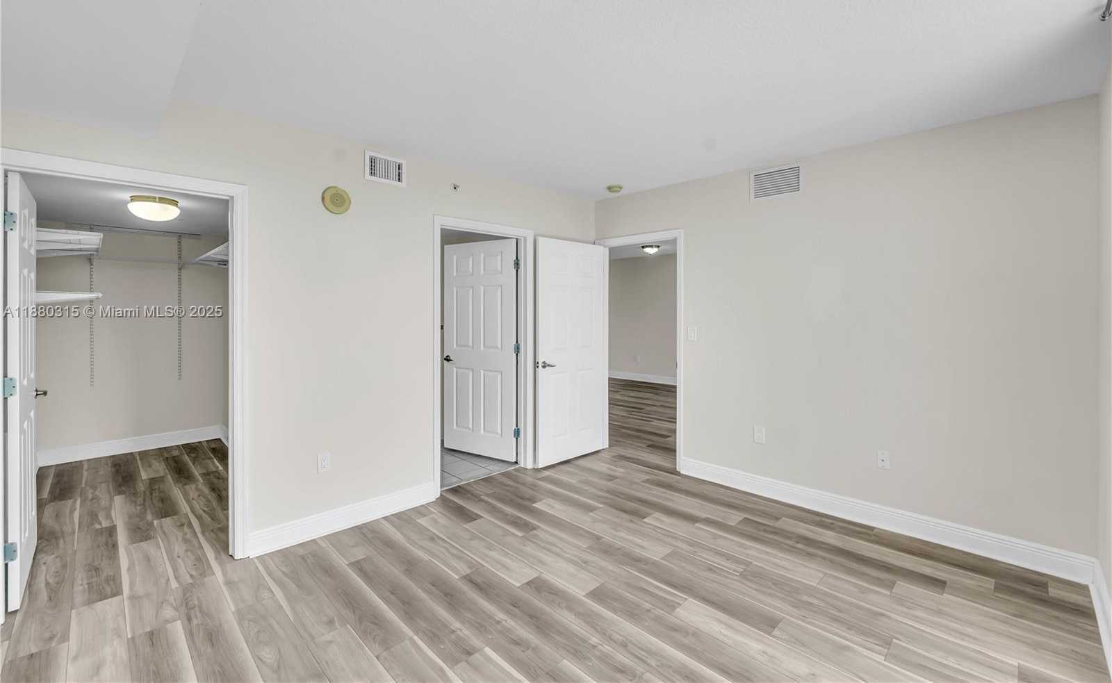 Small Image of 900 SOUTH WEST 8TH ST #1110, Miami Number 20