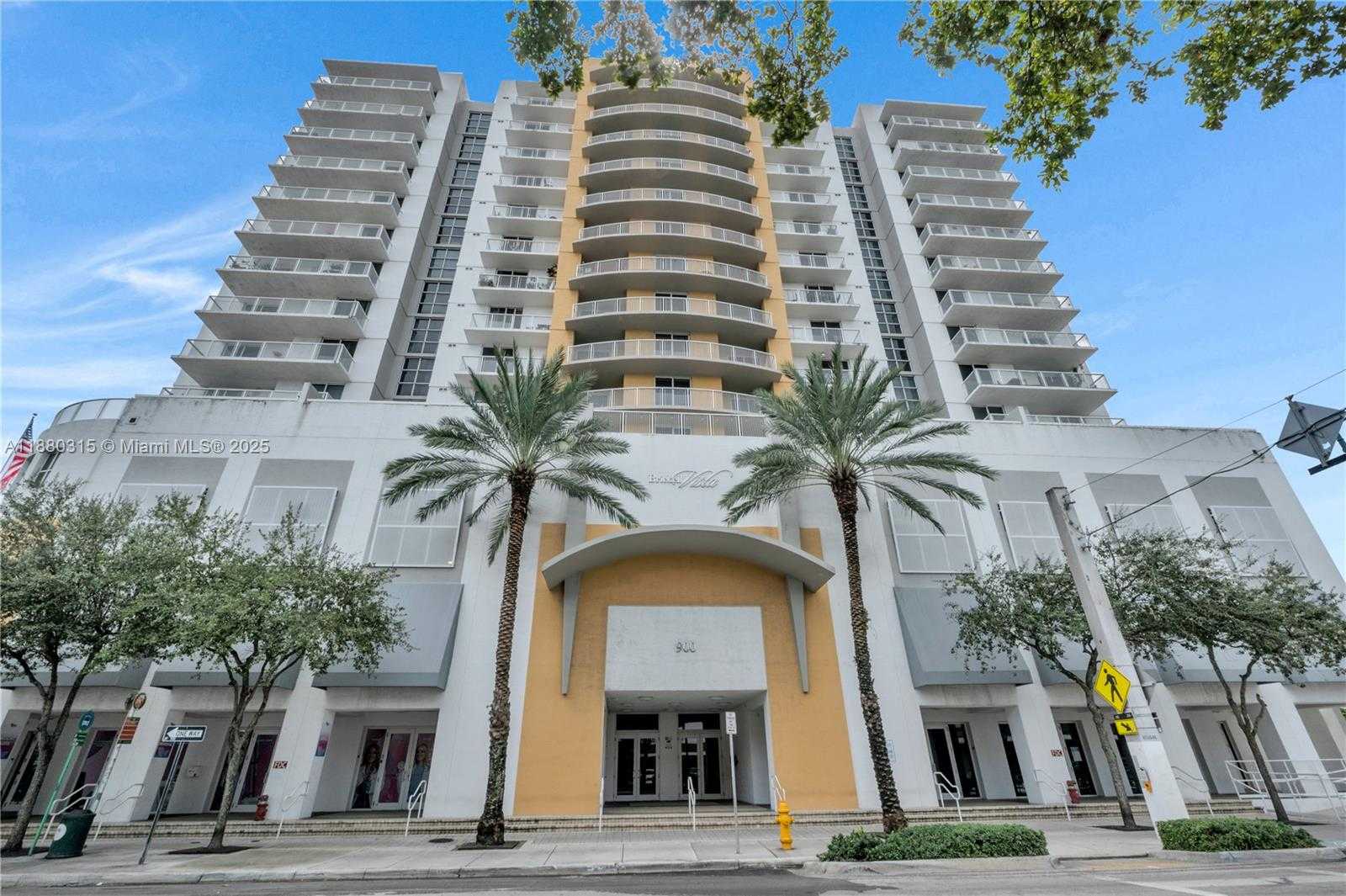 Small Image of 900 SOUTH WEST 8TH ST #1110, Miami Number 23