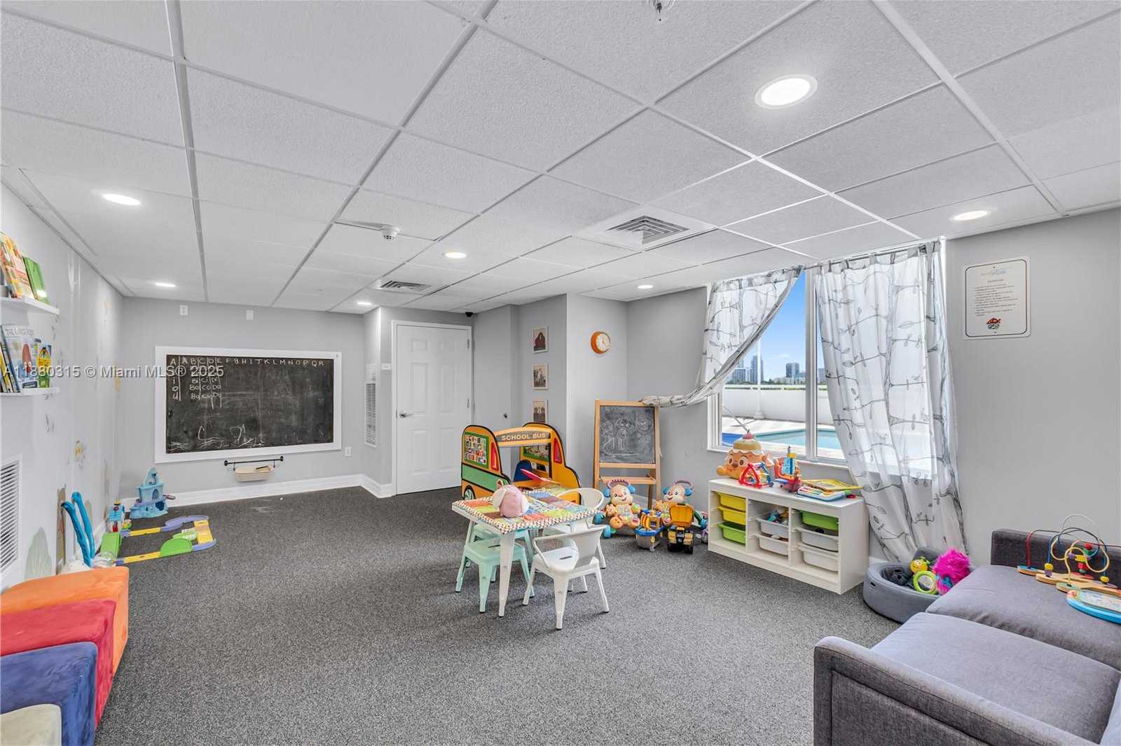 Small Image of 900 SOUTH WEST 8TH ST #1110, Miami Number 27