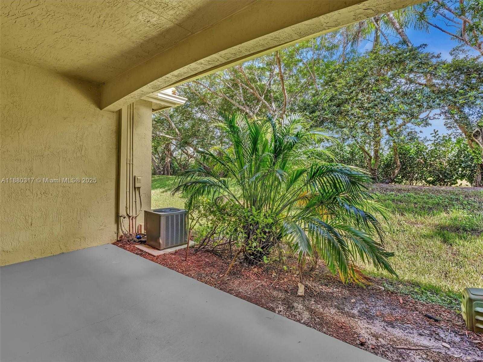 Small Image of 3865 TREE TOP DR, Weston Number 21