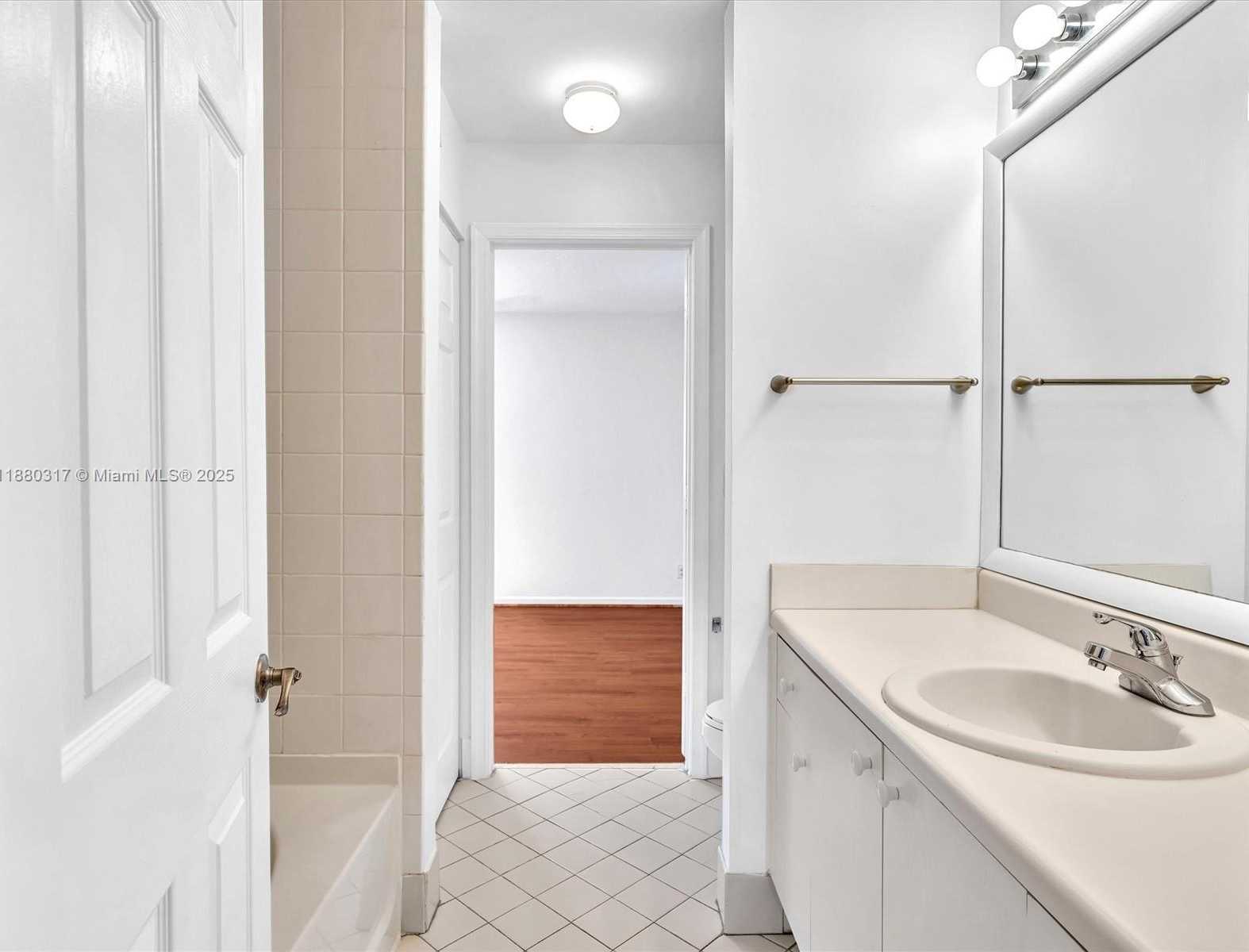 Small Image of 3865 TREE TOP DR, Weston Number 27