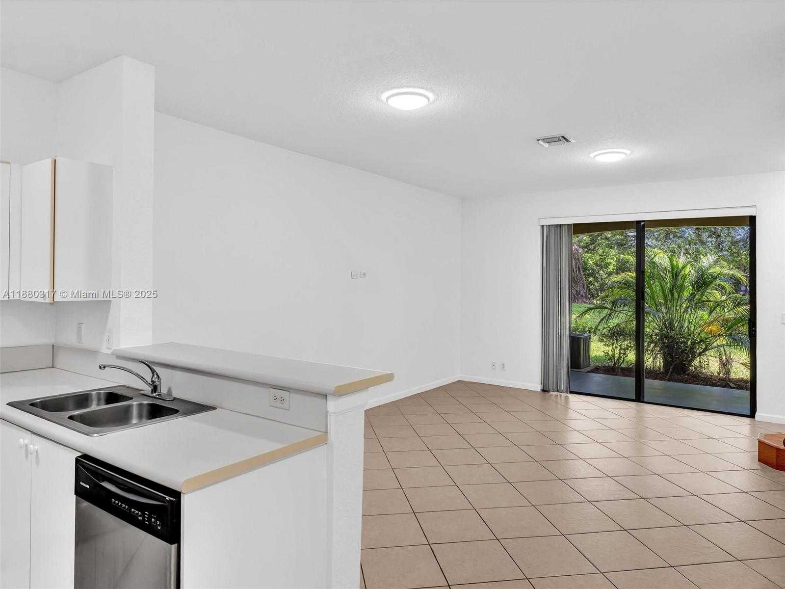 Small Image of 3865 TREE TOP DR, Weston Number 3