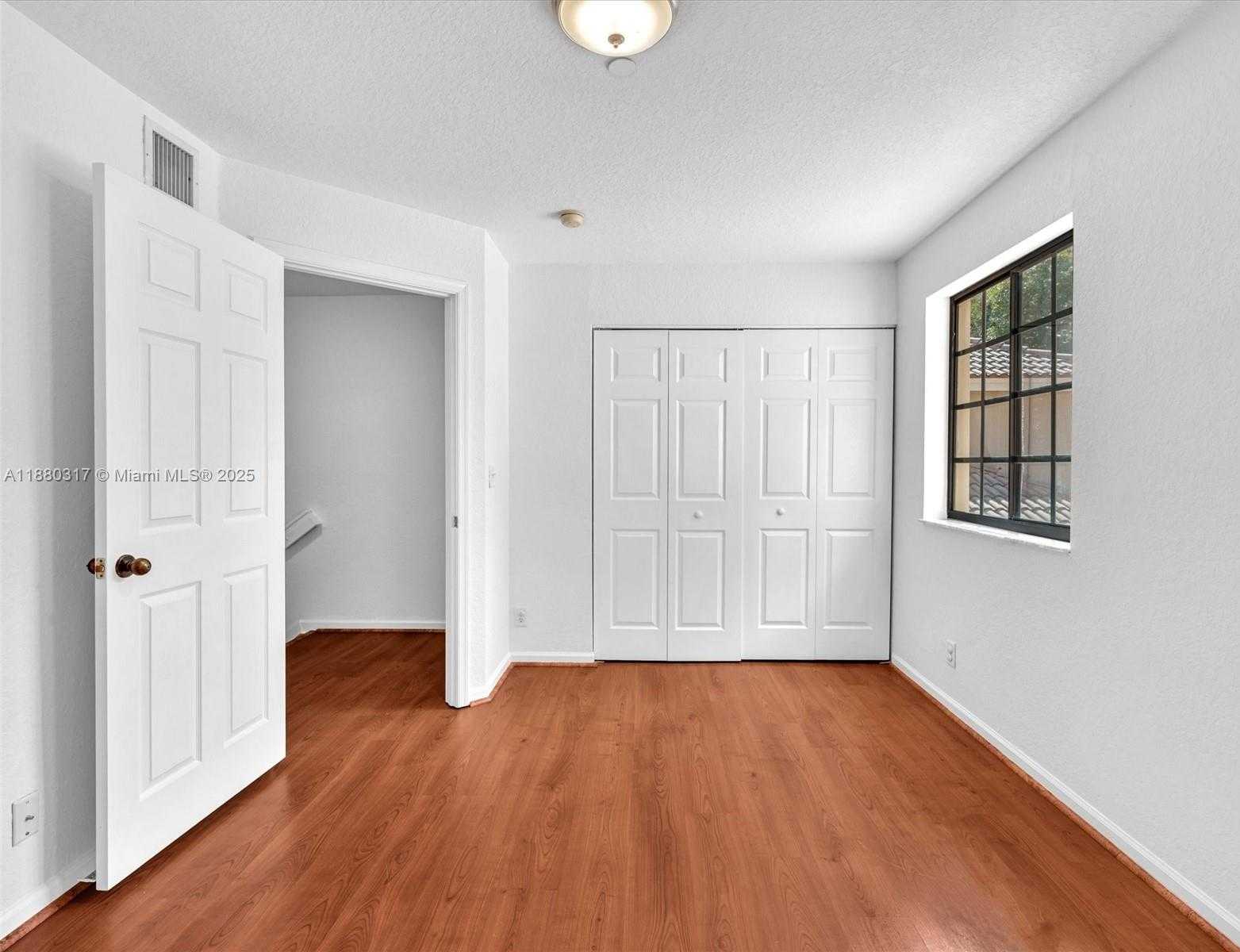 Small Image of 3865 TREE TOP DR, Weston Number 32