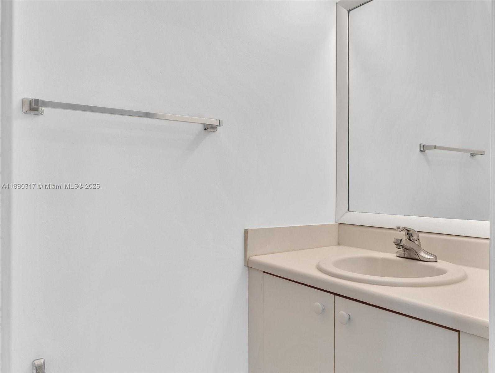 Small Image of 3865 TREE TOP DR, Weston Number 36