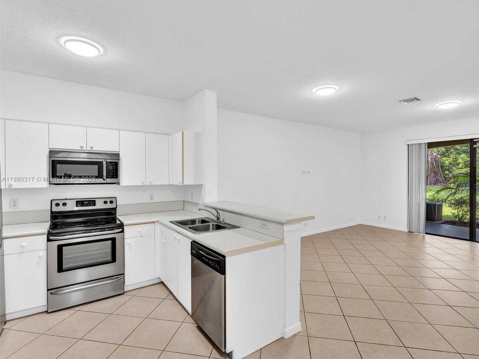 Small Image of 3865 TREE TOP DR, Weston Number 6