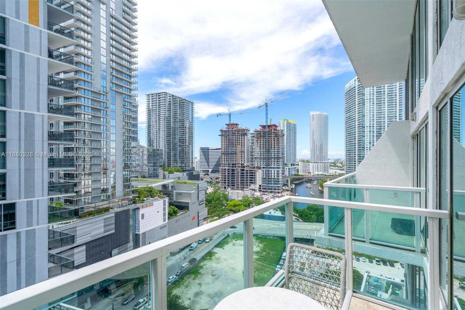 Small Image of 41 SOUTH EAST 5TH ST #1112, Miami Number 19