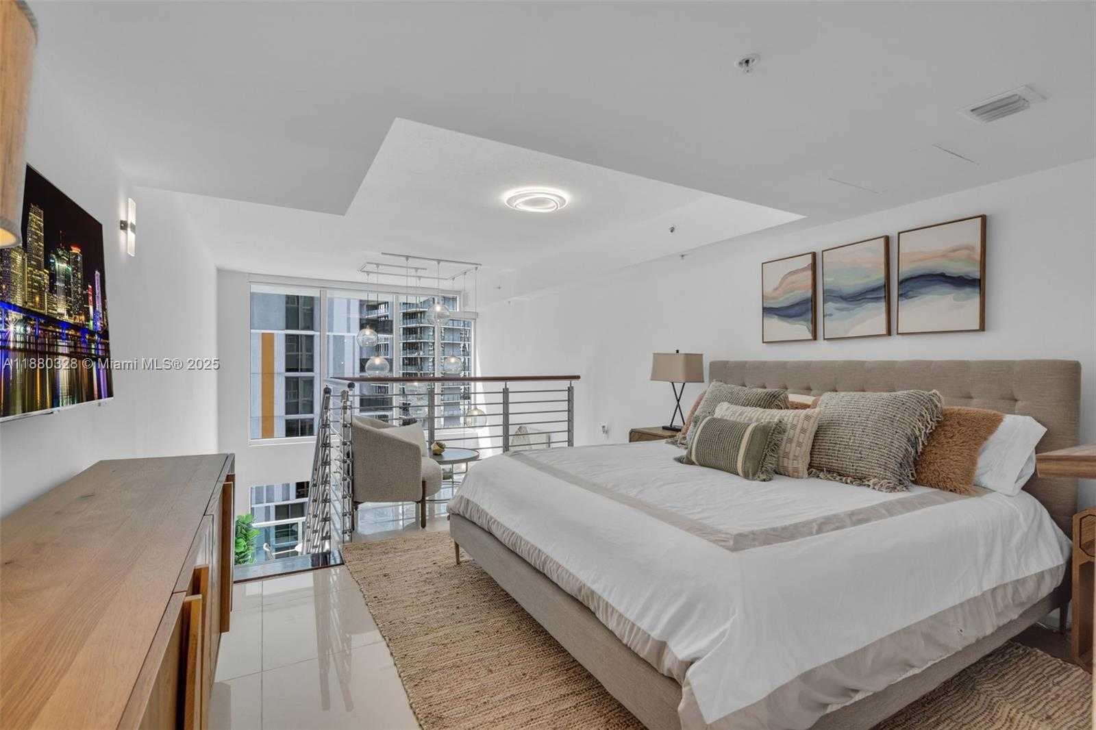 Small Image of 41 SOUTH EAST 5TH ST #1112, Miami Number 8