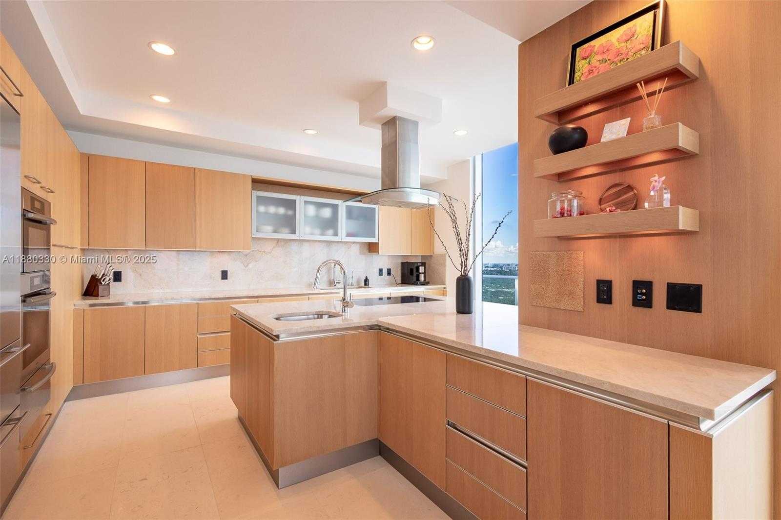 Small Image of 2627 SOUTH BAYSHORE DR #3101, Miami Number 16