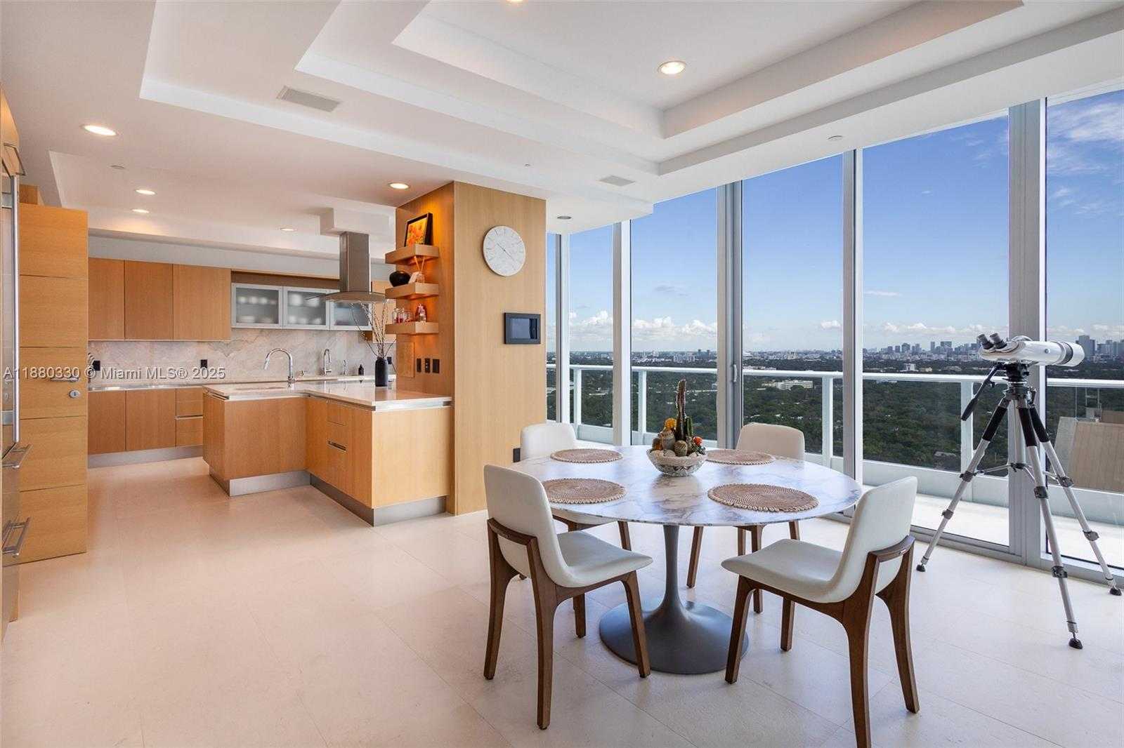 Small Image of 2627 SOUTH BAYSHORE DR #3101, Miami Number 4