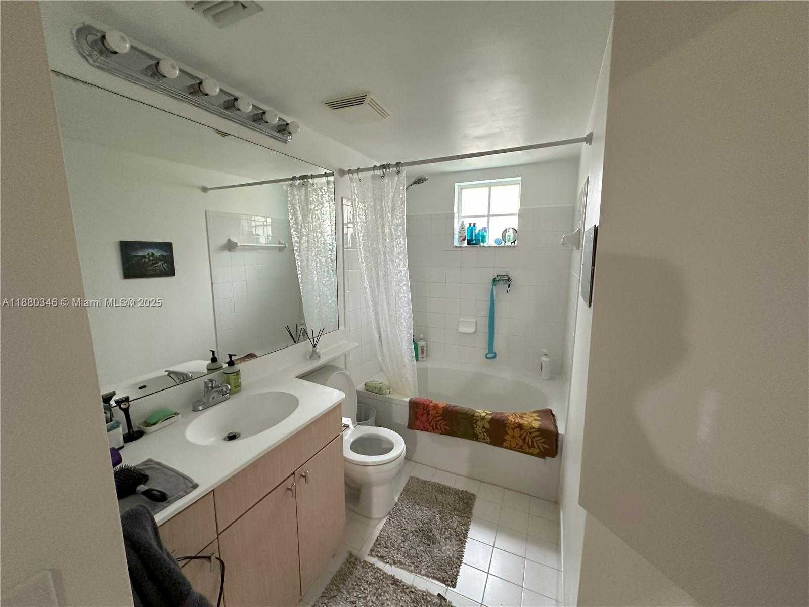 Small Image of 17150 NORTH BAY RD #2319, Sunny Isles Beach Number 14
