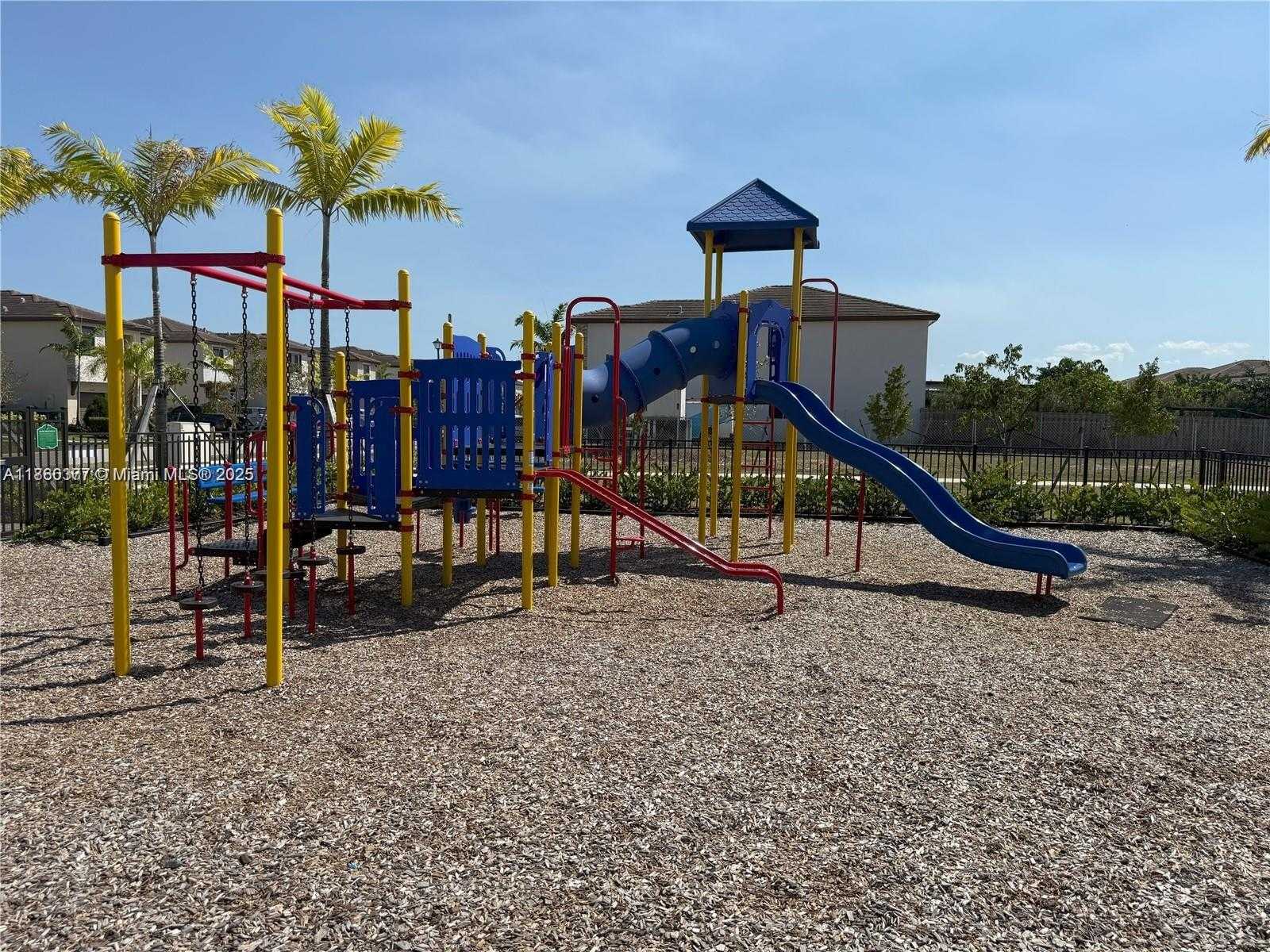 Small Image of 25083 SOUTH WEST 108TH AVE #25083, Homestead Number 29