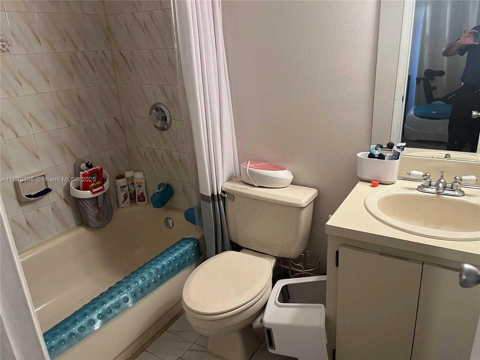 Small Image of 6275 SOUTH WEST 130TH AVE #805, Miami Number 9
