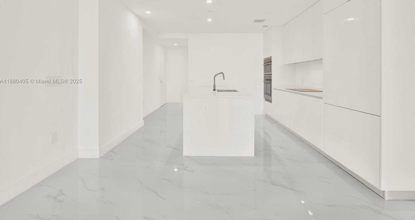 Small Image of 700 NORTH EAST 24 STREET #3803, Miami Number 27
