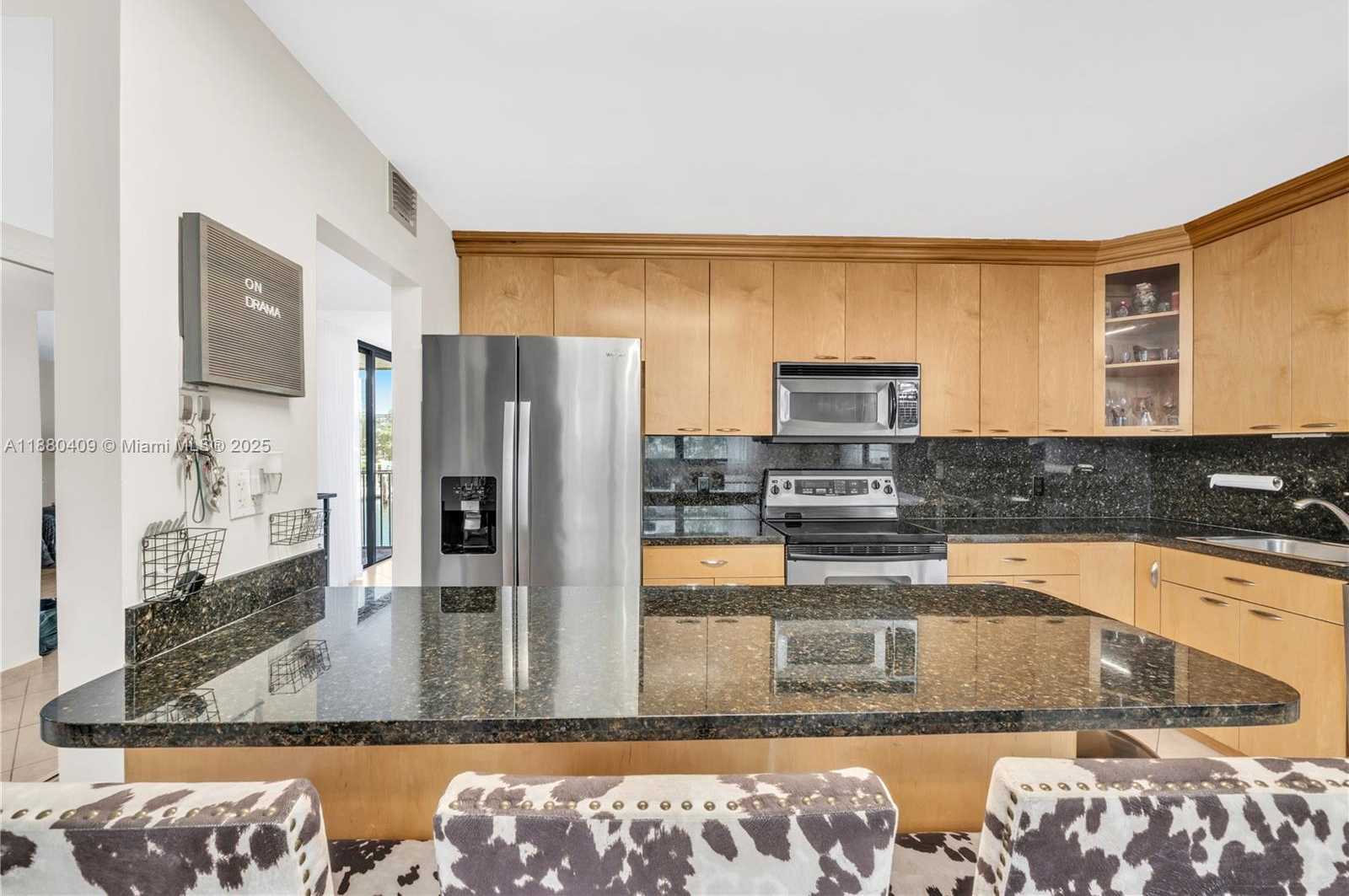 Small Image of 3440 NORTH EAST 192ND ST #2D-A, Aventura Number 22