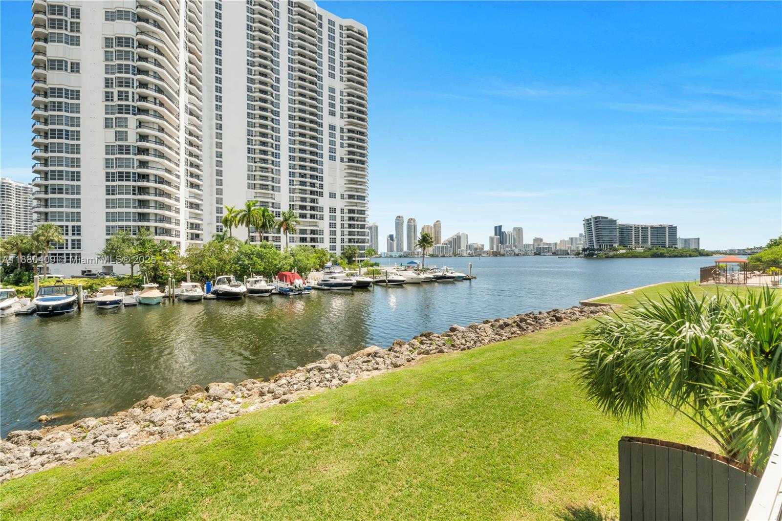 Small Image of 3440 NORTH EAST 192ND ST #2D-A, Aventura Number 4