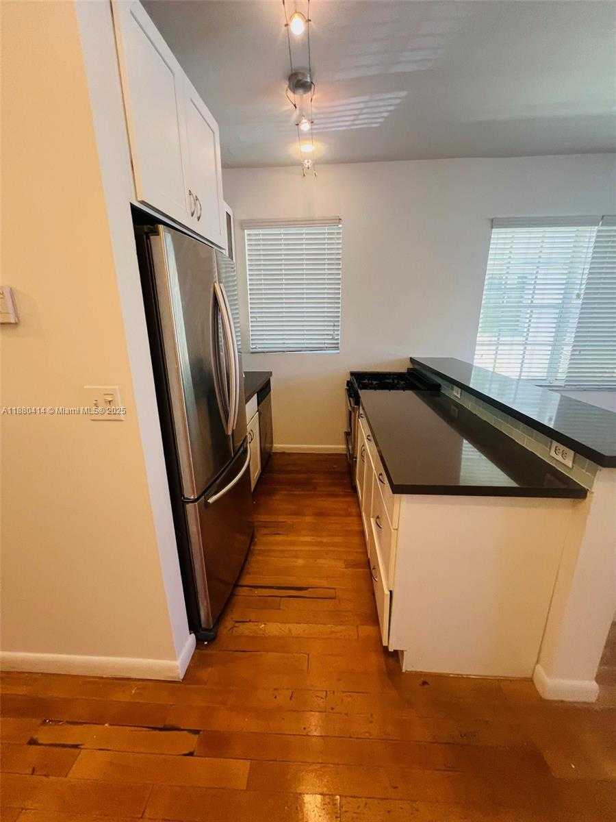 Small Image of 1523 WEST AVE #101, Miami Beach Number 5