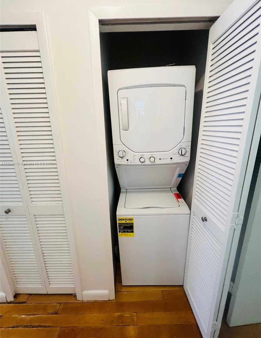 Small Image of 1523 WEST AVE #101, Miami Beach Number 7