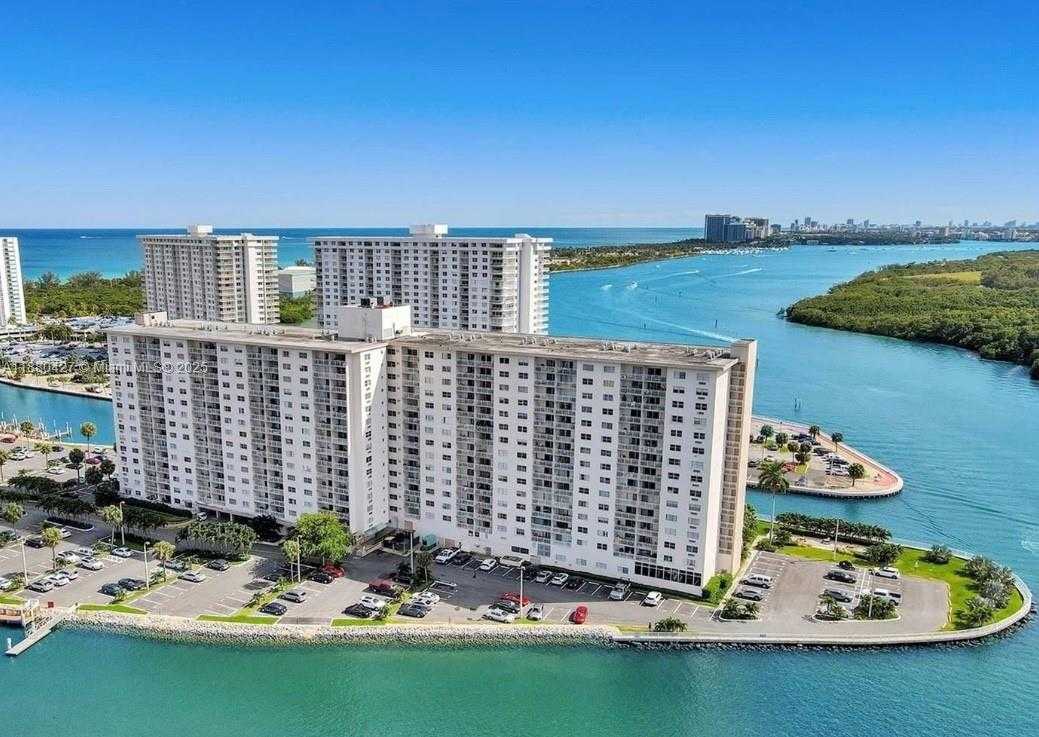 Small Image of 400 KINGS POINT DR #327, Sunny Isles Beach Number 17