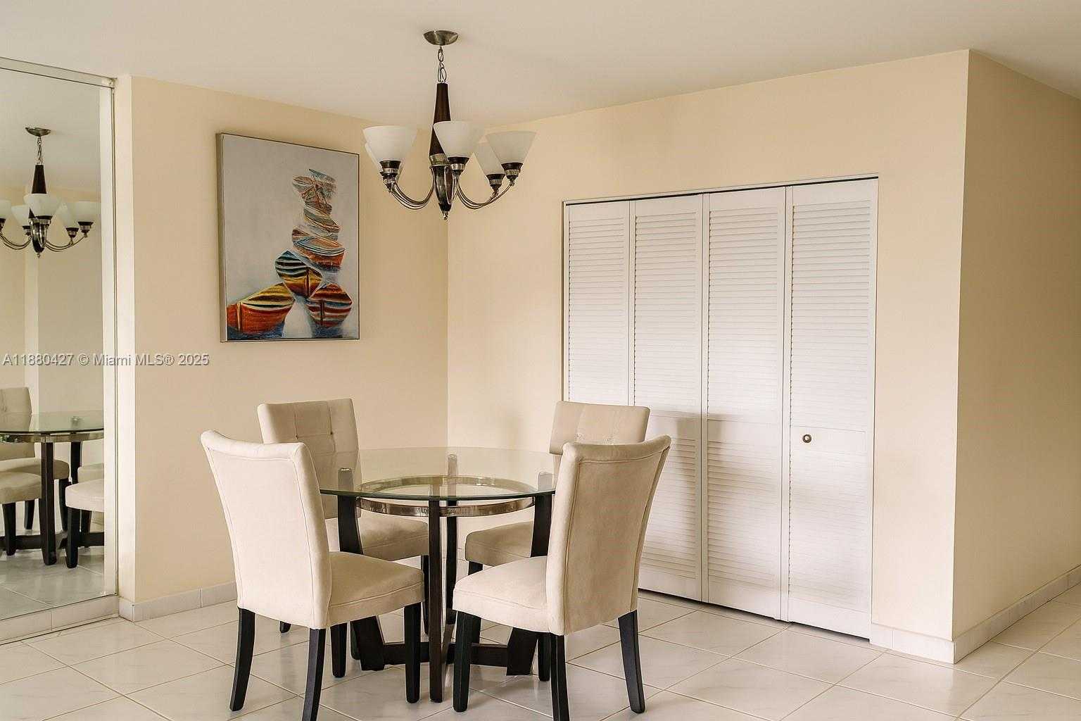 Small Image of 400 KINGS POINT DR #327, Sunny Isles Beach Number 6