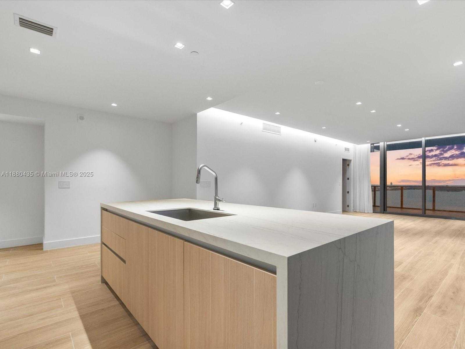 Small Image of 700 NORTH EAST 24TH ST #3207, Miami Number 2