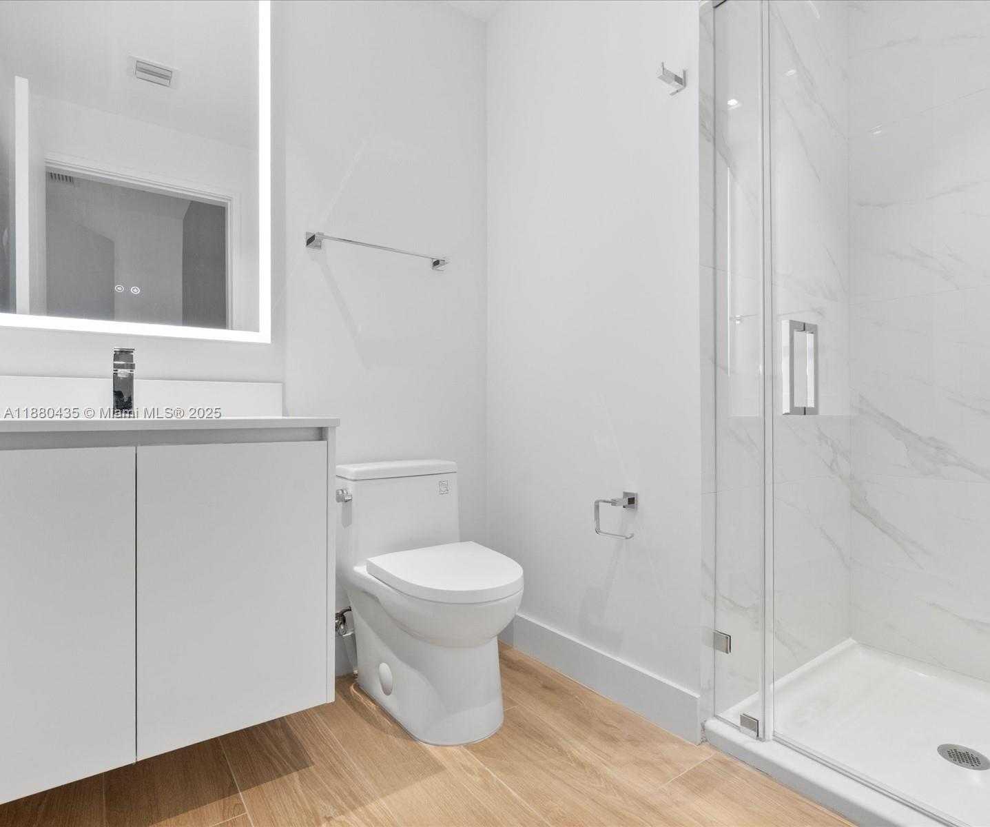 Small Image of 700 NORTH EAST 24TH ST #3207, Miami Number 34