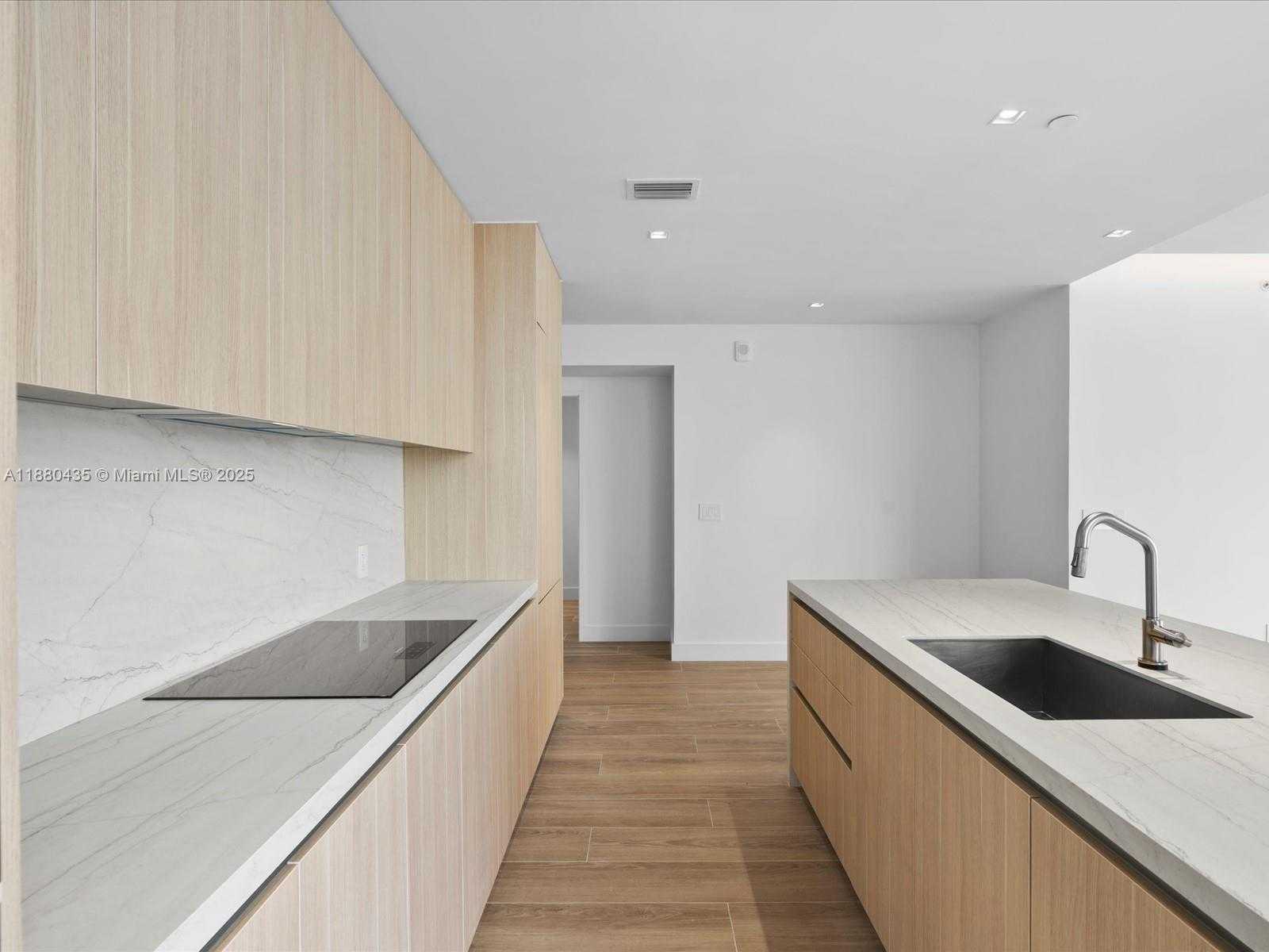 Small Image of 700 NORTH EAST 24TH ST #3207, Miami Number 9