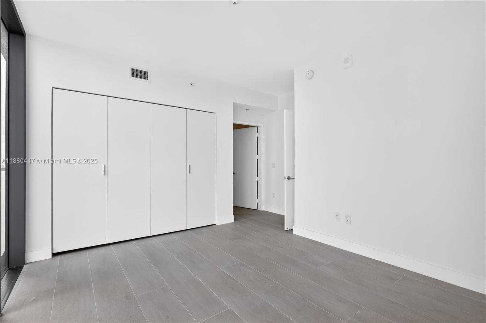 Small Image of 700 NORTH EAST 24TH #3801, Miami Number 23