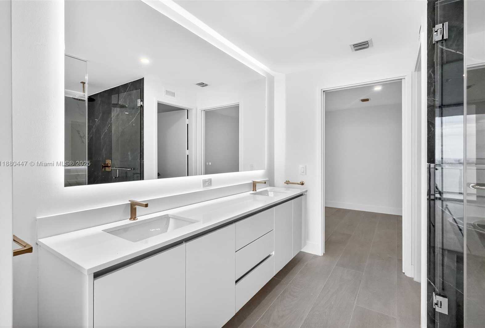 Small Image of 700 NORTH EAST 24TH #3801, Miami Number 32