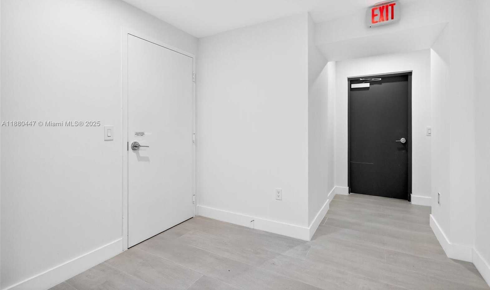 Small Image of 700 NORTH EAST 24TH #3801, Miami Number 36