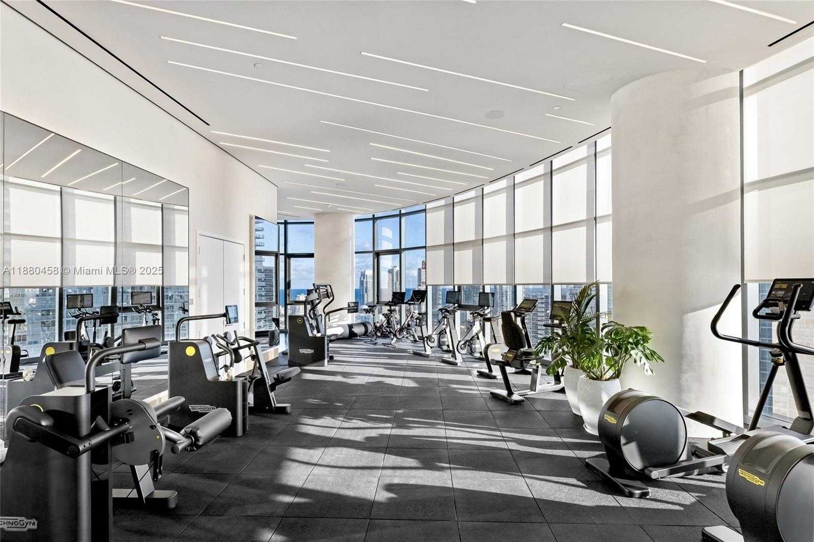 Small Image of 500 ALTON RD #2802, Miami Beach Number 44