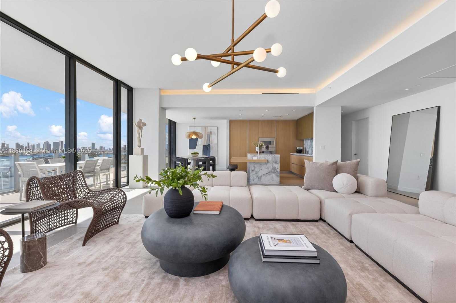 Small Image of 500 ALTON RD #2802, Miami Beach Number 5