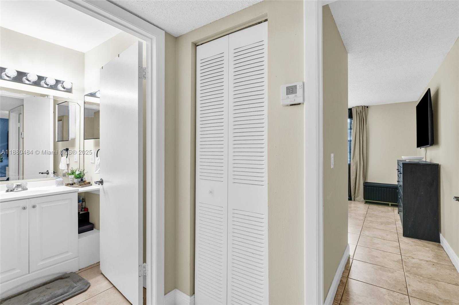 Small Image of 1255 46TH #1713, Pompano Beach Number 17