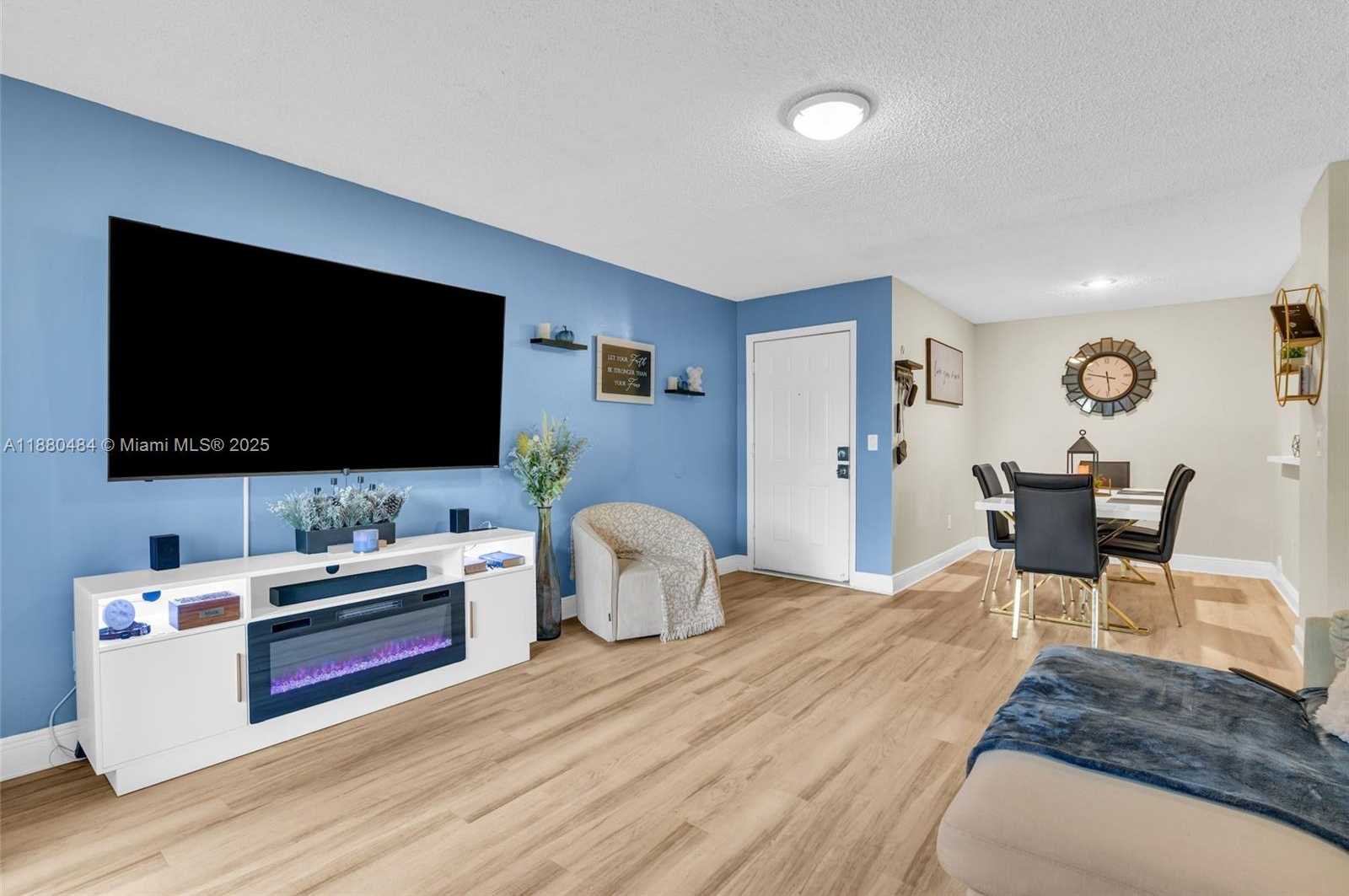 Small Image of 1255 46TH #1713, Pompano Beach Number 3