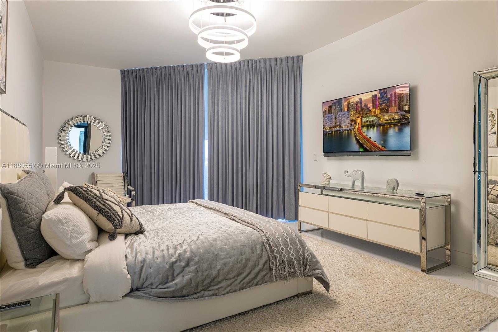 Small Image of 15901 COLLINS AVE #606, Sunny Isles Beach Number 12
