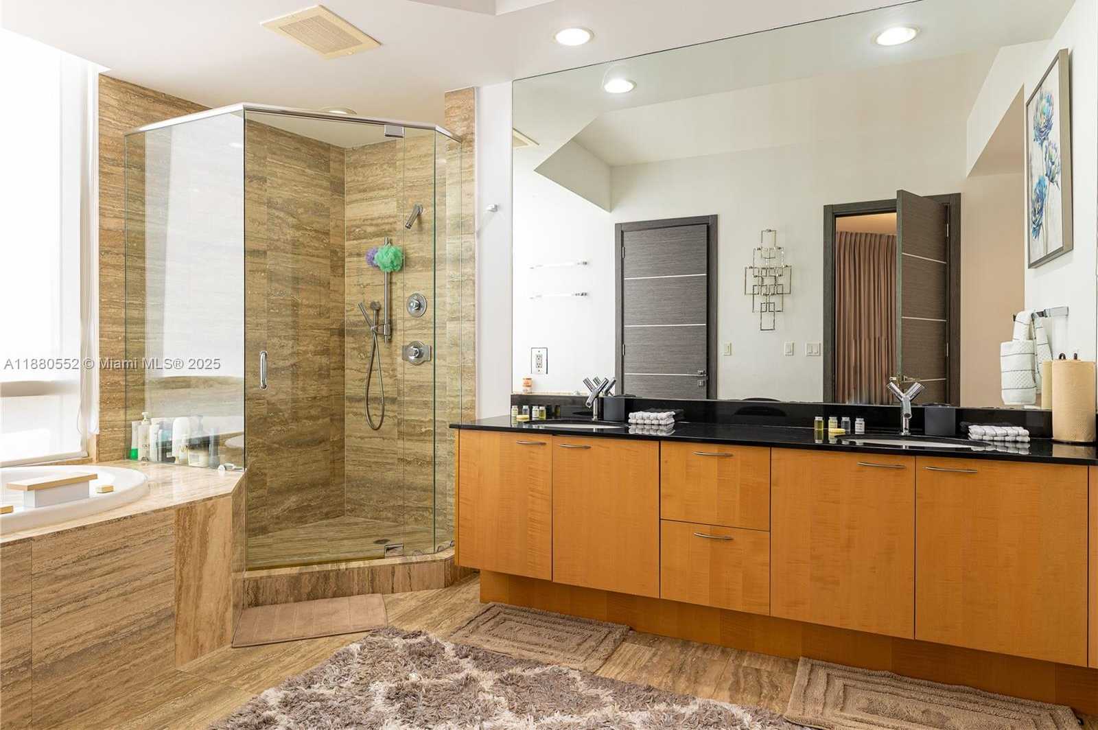 Small Image of 15901 COLLINS AVE #606, Sunny Isles Beach Number 21