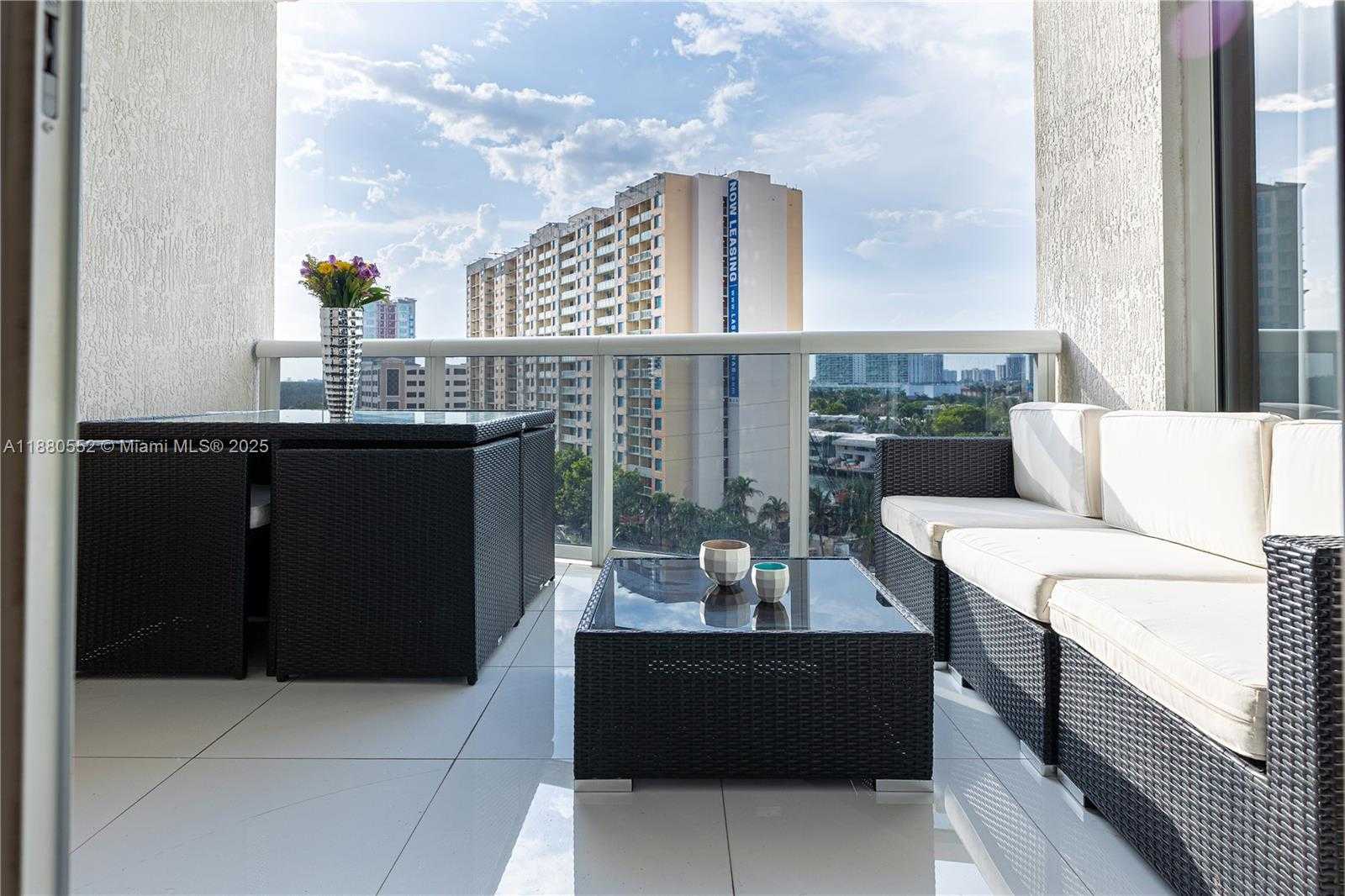 Small Image of 15901 COLLINS AVE #606, Sunny Isles Beach Number 37