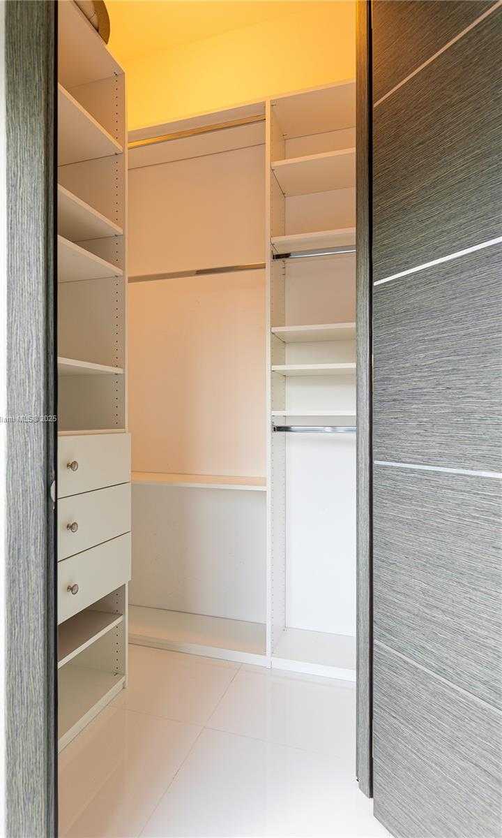 Small Image of 15901 COLLINS AVE #606, Sunny Isles Beach Number 47