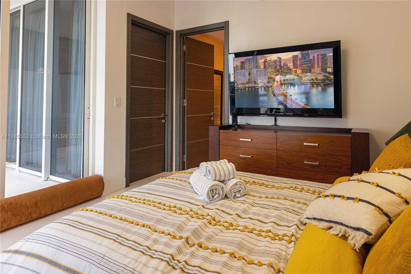Small Image of 15901 COLLINS AVE #606, Sunny Isles Beach Number 51