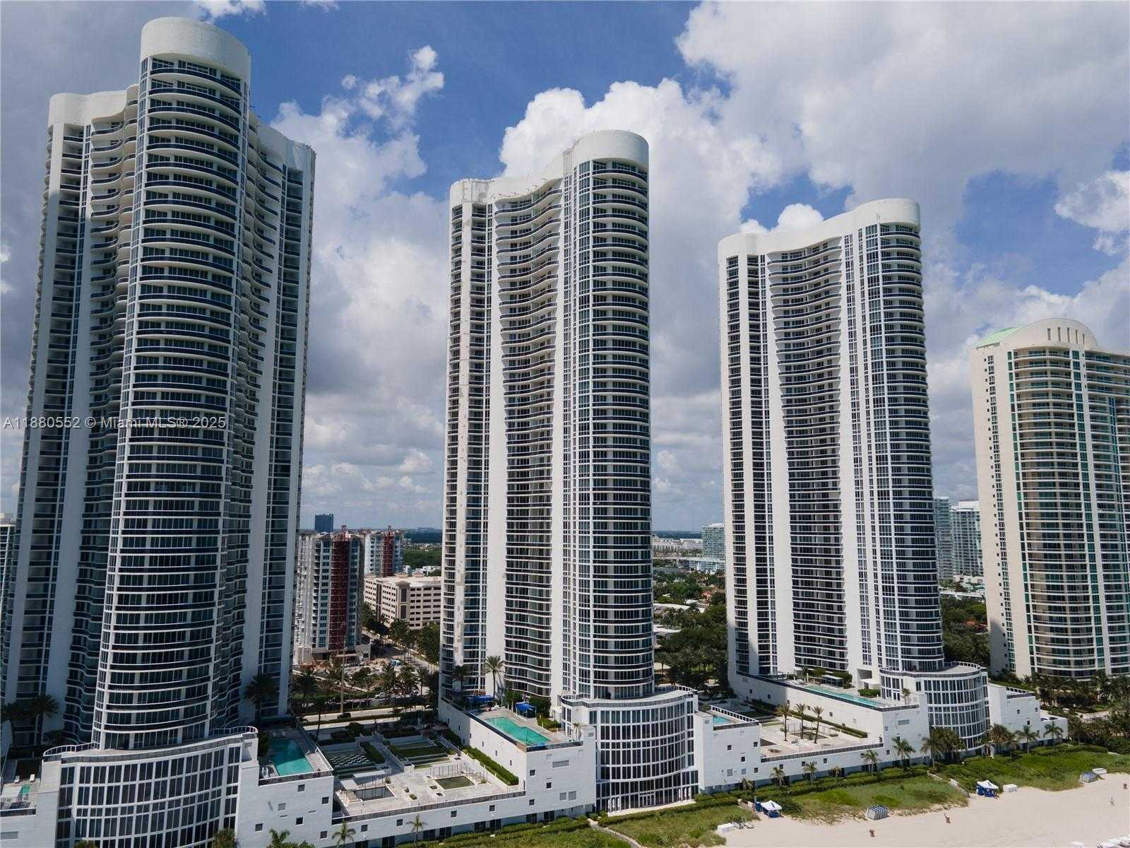 Small Image of 15901 COLLINS AVE #606, Sunny Isles Beach Number 66